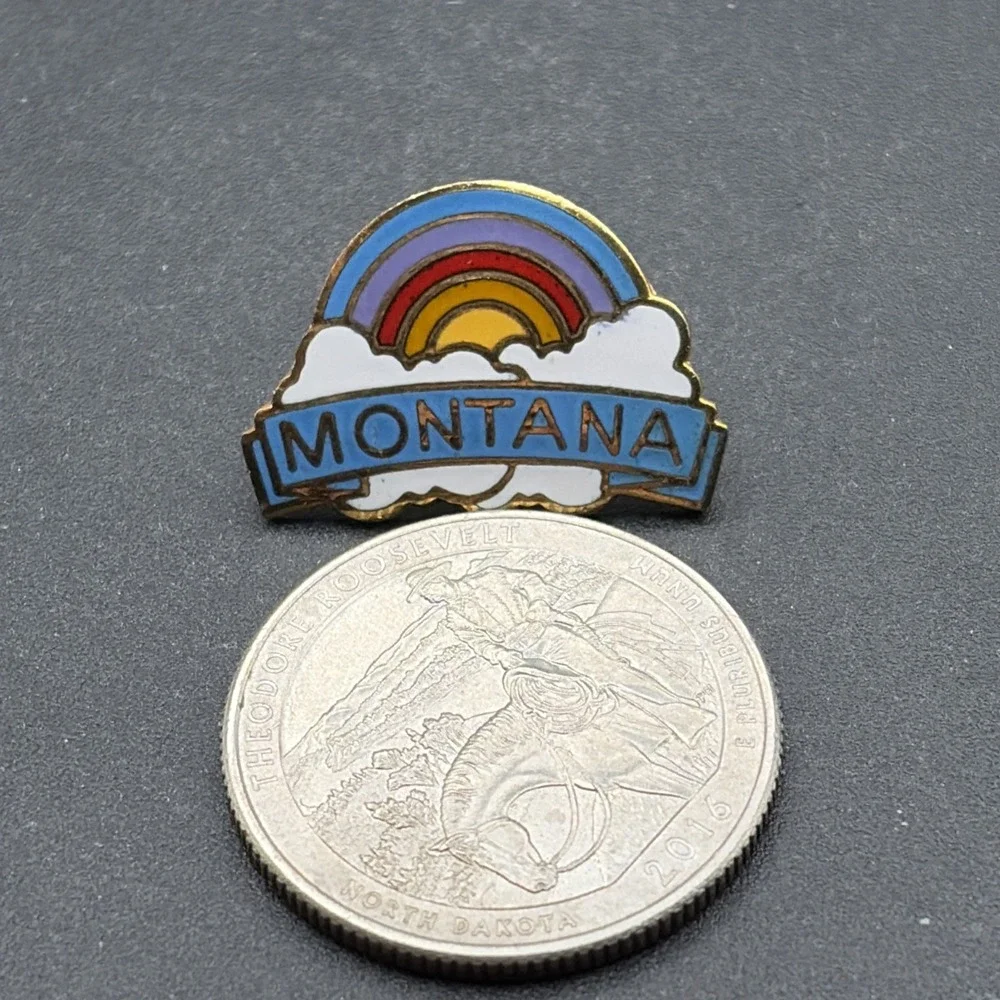 Montana Clouds Rainbow Lapel Hat‎ Pin